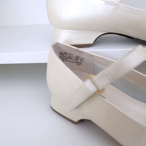 Girl's Dressy Shoes - Off White - Picture 6 of 6